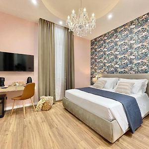 Camera con letto king size