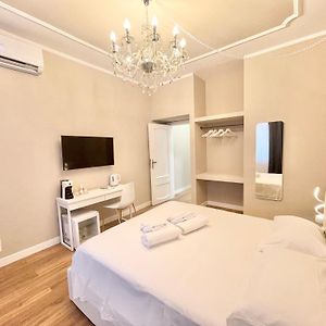 Camera con letto king size